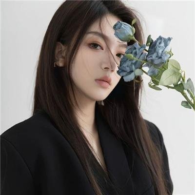 玉面桃花总相逢